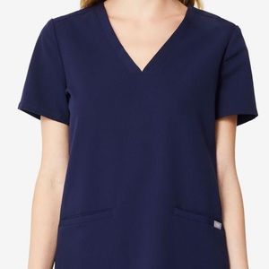 Figs scrub top